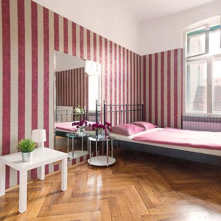Guesthouse Centar 2 Zagreb Luaran gambar